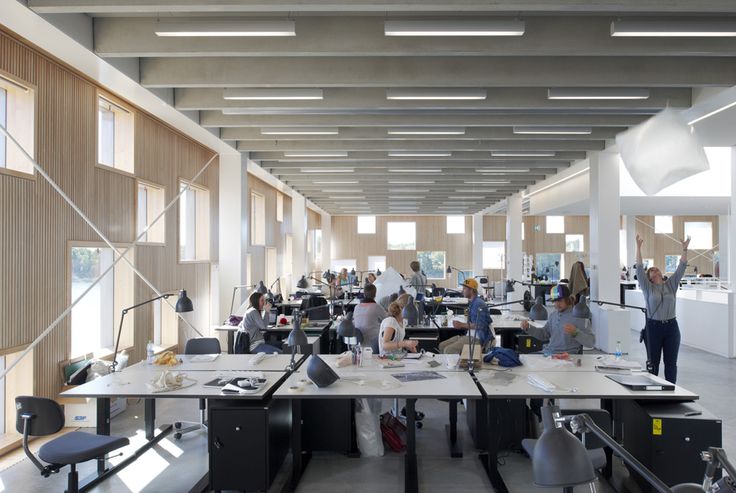 ArkitekthögskolanWhite, Henninglarsen09-2010